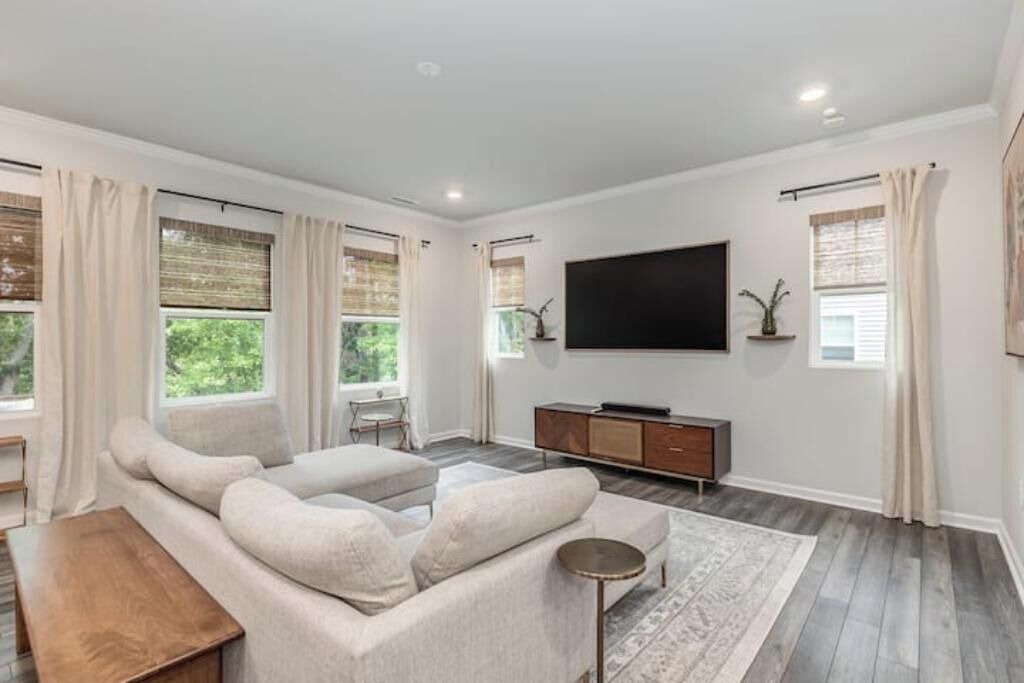 Photo of Livingroom in Garner