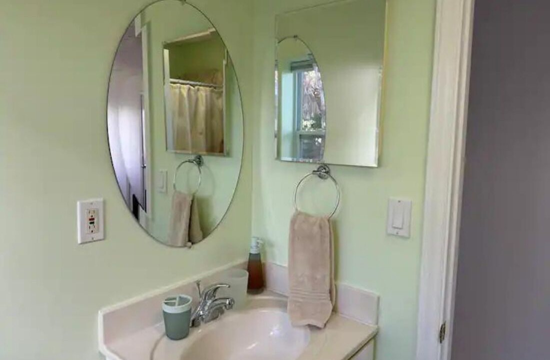 Photo of Bathroom in Colington Harbour