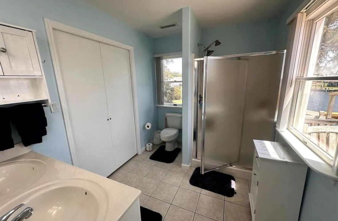 Photo of Bathroom in Colington Harbour