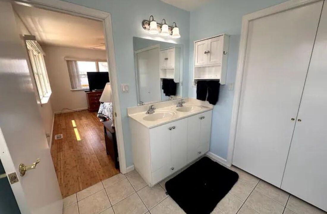 Photo of Kitchen in Colington Harbour