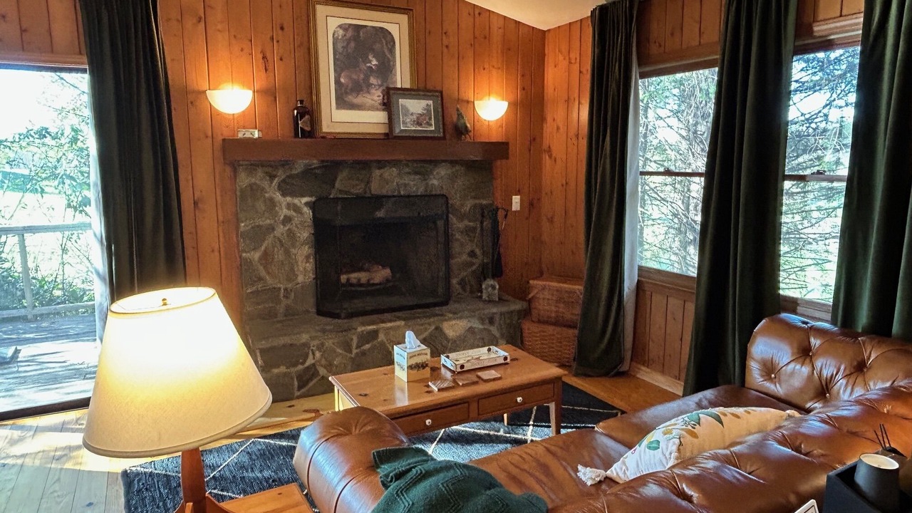 Photo of Livingroom in Scaly Mountain