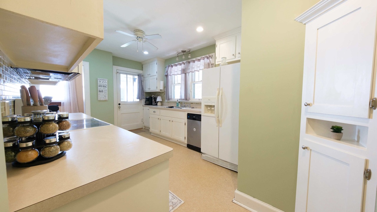 Photo of Kitchen in Cahal Street Group
