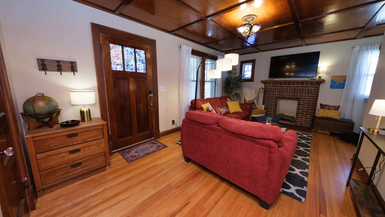 Photo of Livingroom in Cahal Street Group