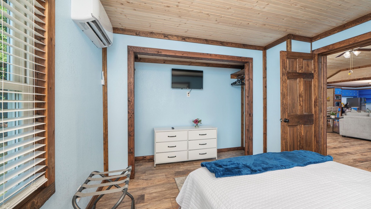 Photo of Bedroom in Bakersville