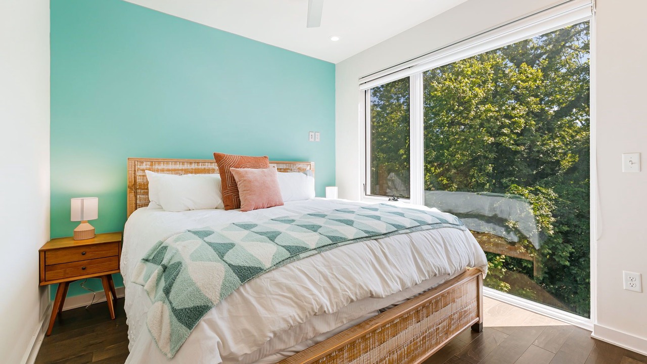 Photo of Bedroom in Historic Montford