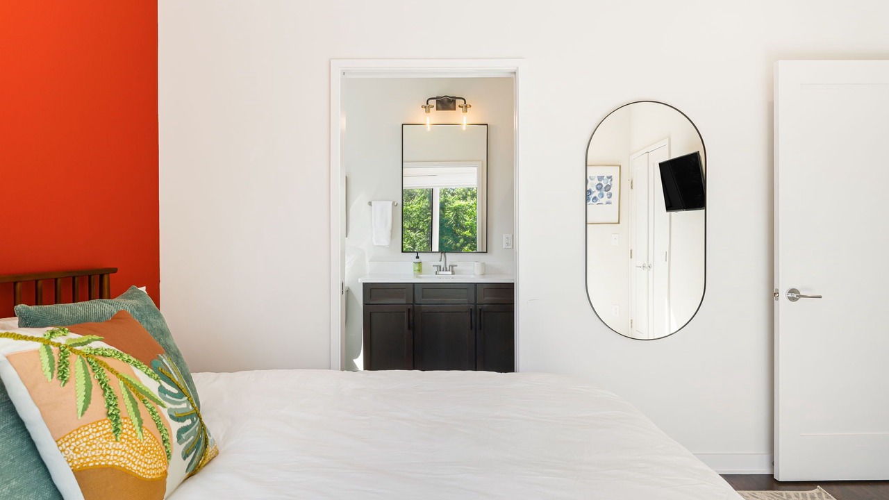 Photo of Bedroom in Historic Montford