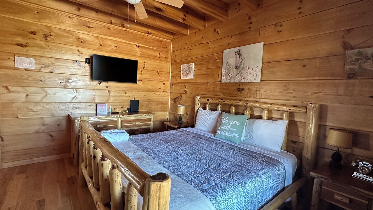 Photo of Bedroom in Dobson
