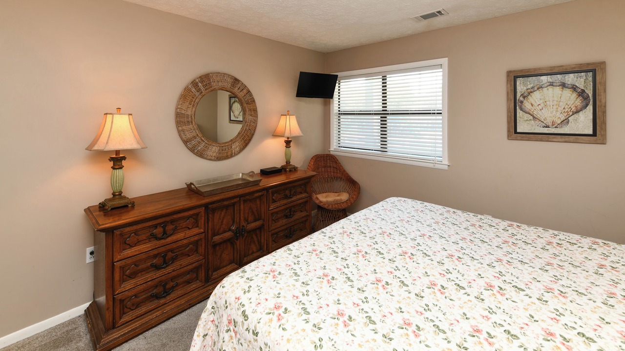 Photo of Bedroom in Surfside Beach