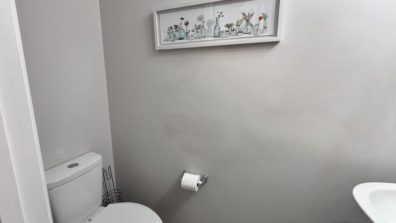 Photo of Bathroom in Davis Lake - Eastfield