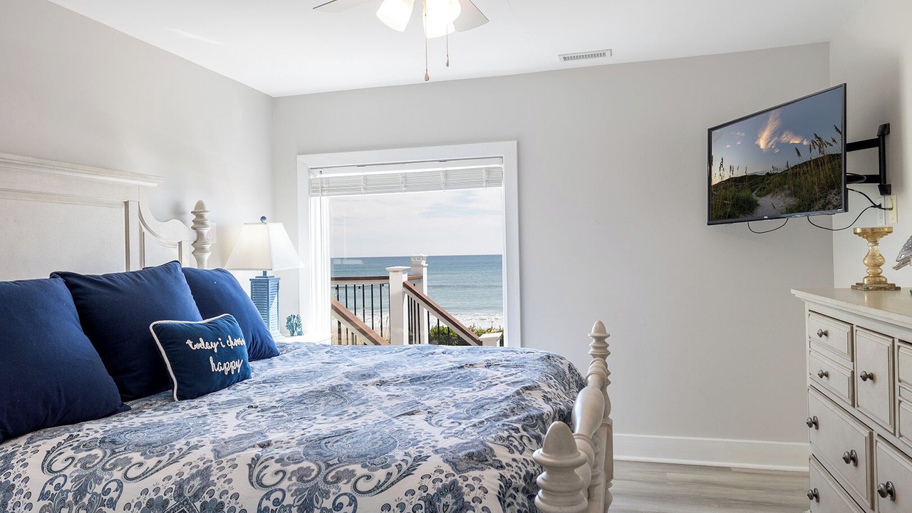 Photo of Others in Pine Knoll Shores