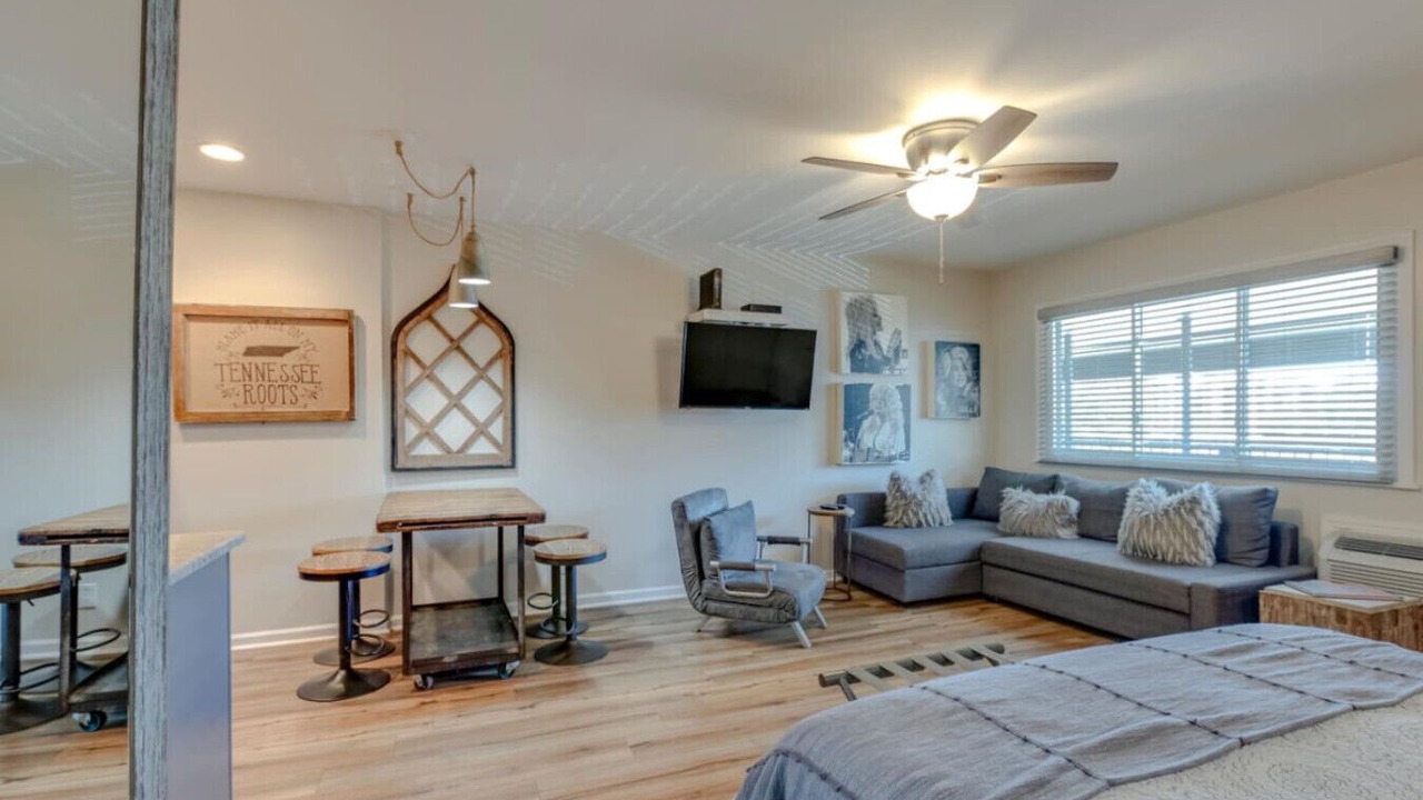 Photo of Bedroom in Melrose