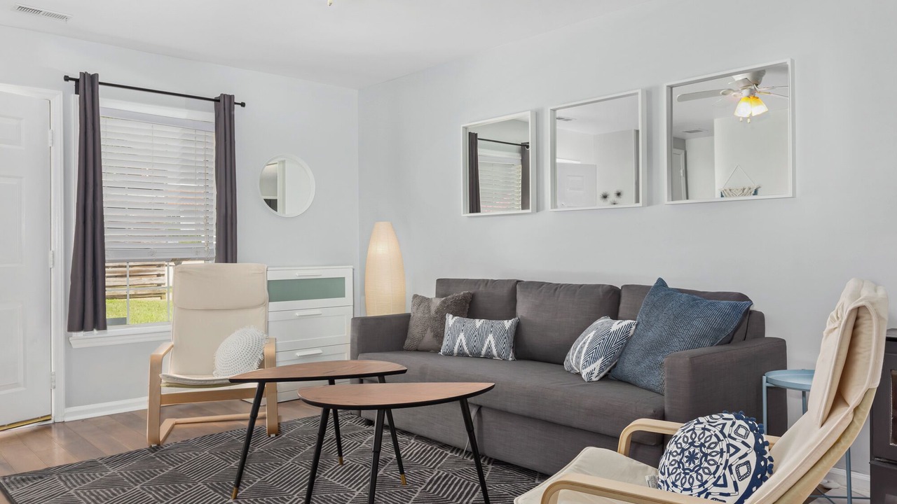 Photo of Livingroom in Carrboro