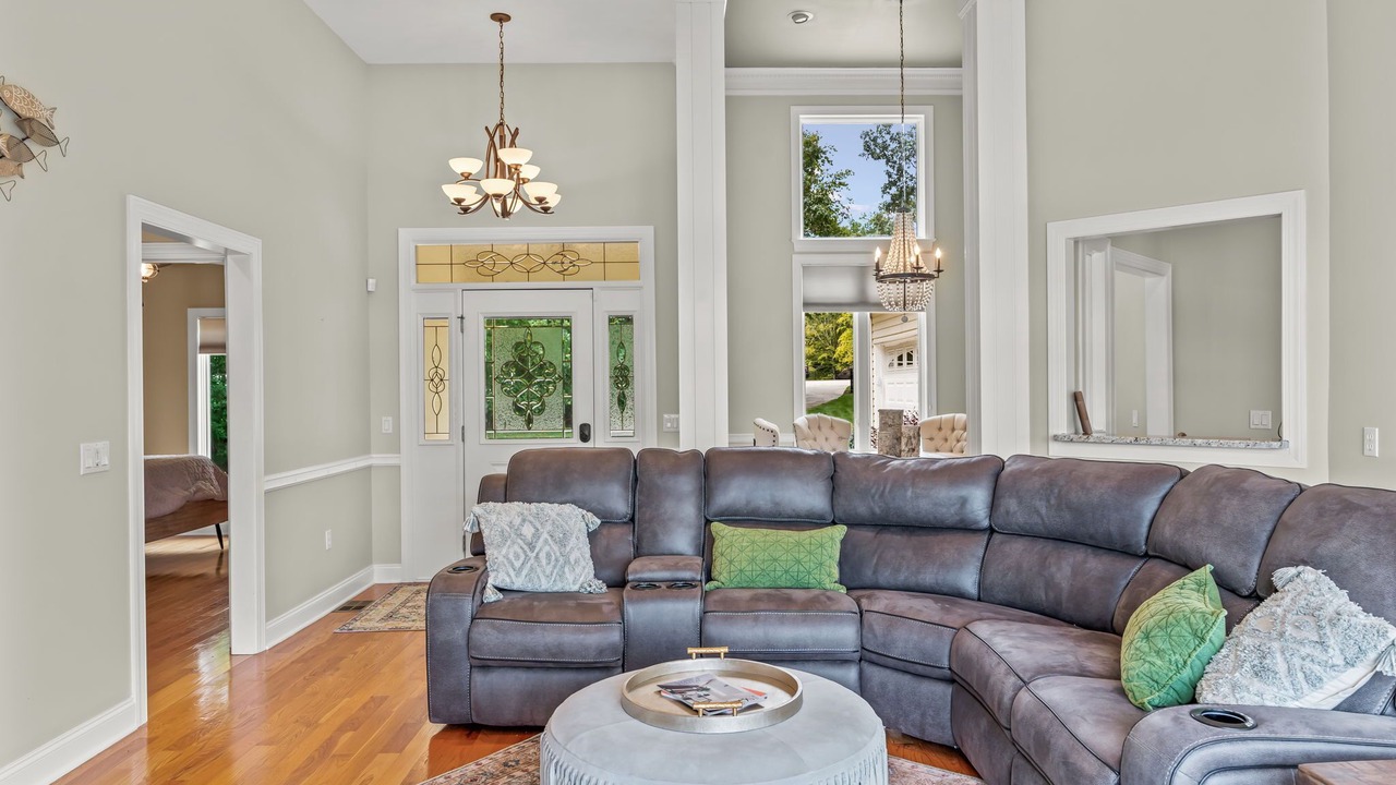 Photo of Livingroom in Southmont