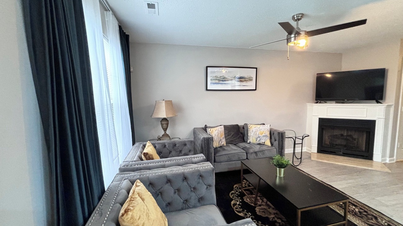 Photo of Livingroom in Huntersville