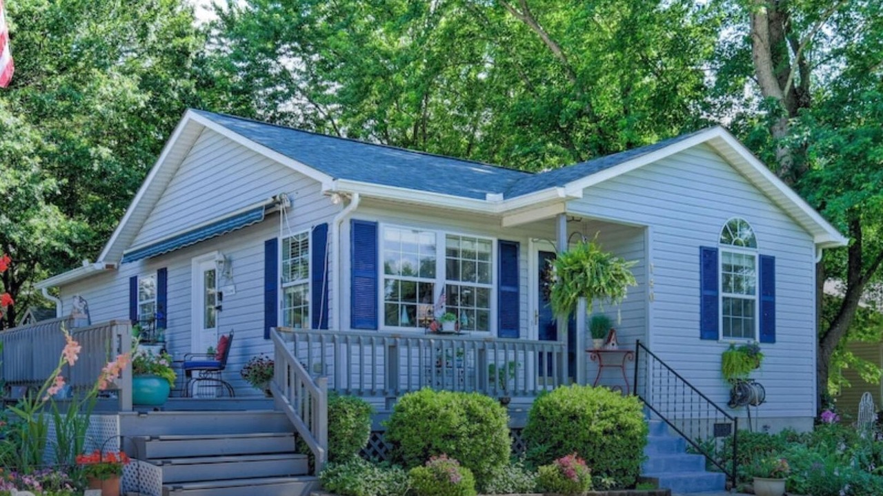 Photo of Outdoor in Mayhew