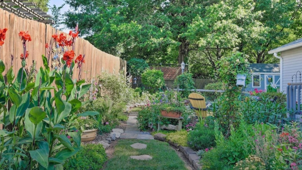 Photo of Outdoor in Mayhew