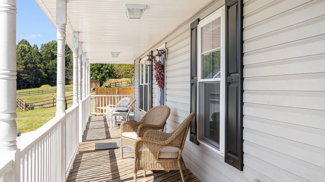 Photo of Patio Balcony in Alexander
