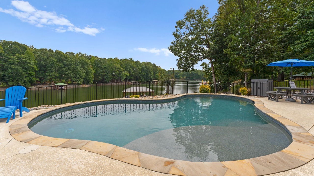 Photo of Outdoor in Troutman