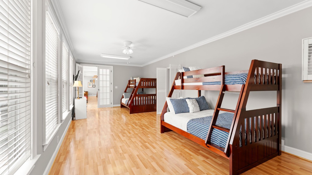 Photo of Bedroom in Troutman
