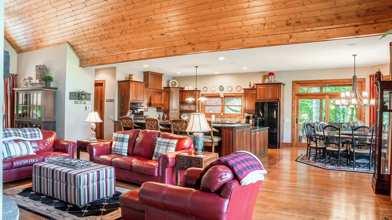Photo of Bedroom in Bear Lake Reserve