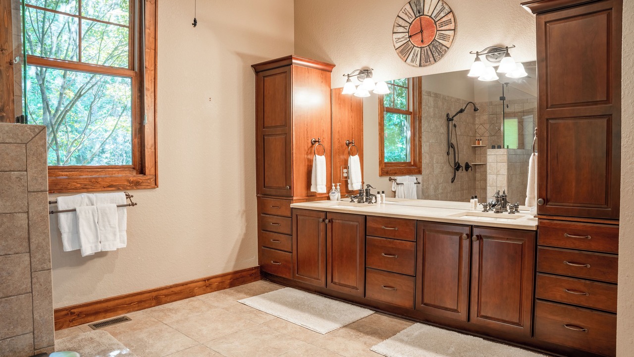 Photo of Bathroom in Bear Lake Reserve