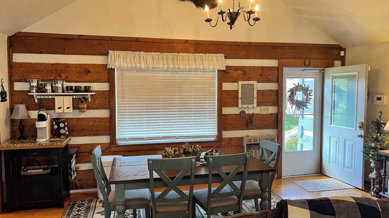 Photo of Livingroom in Jefferson