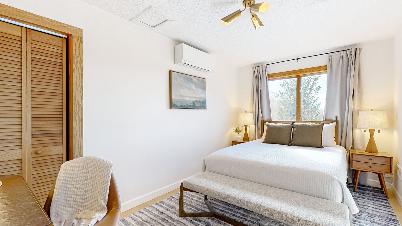 Photo of Bedroom in Alexander