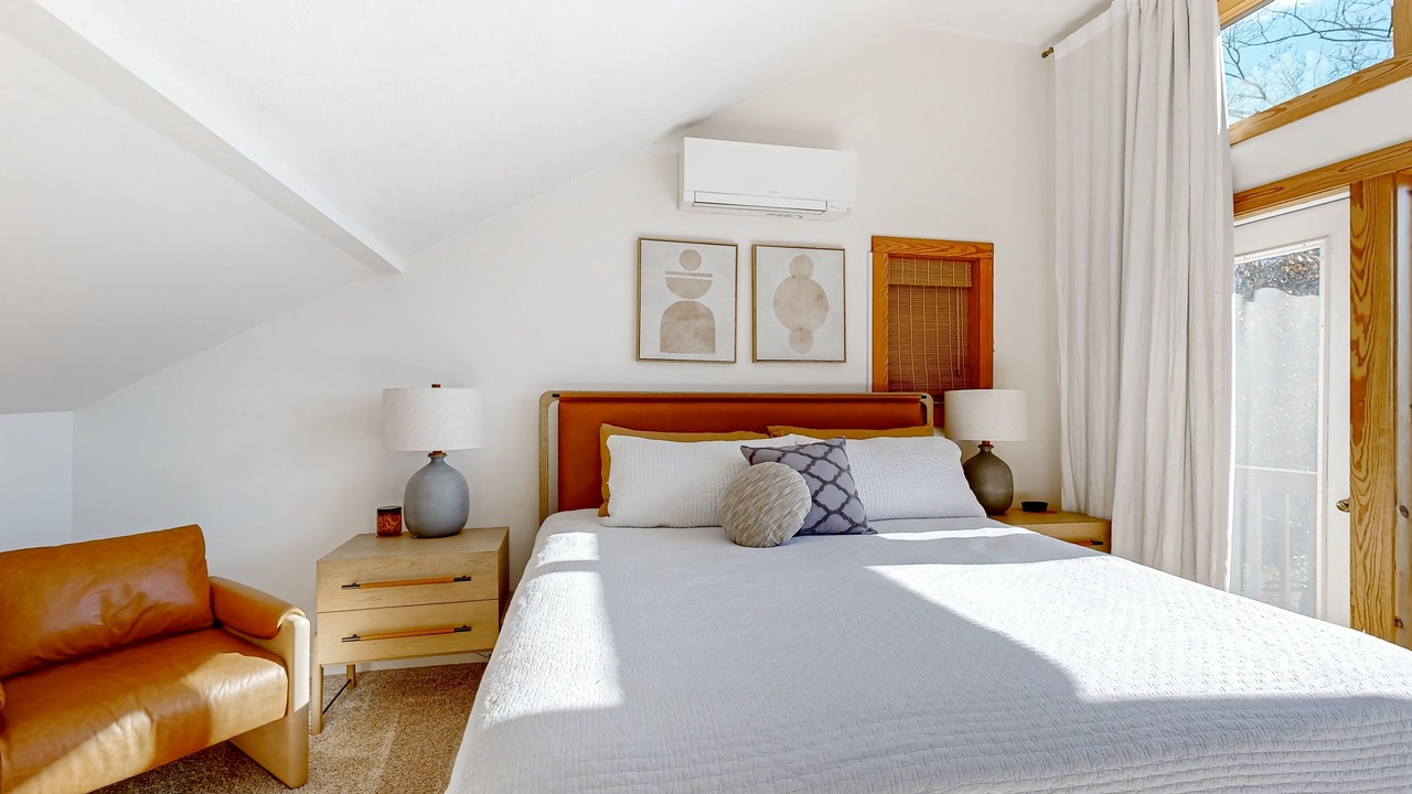 Photo of Bedroom in Alexander