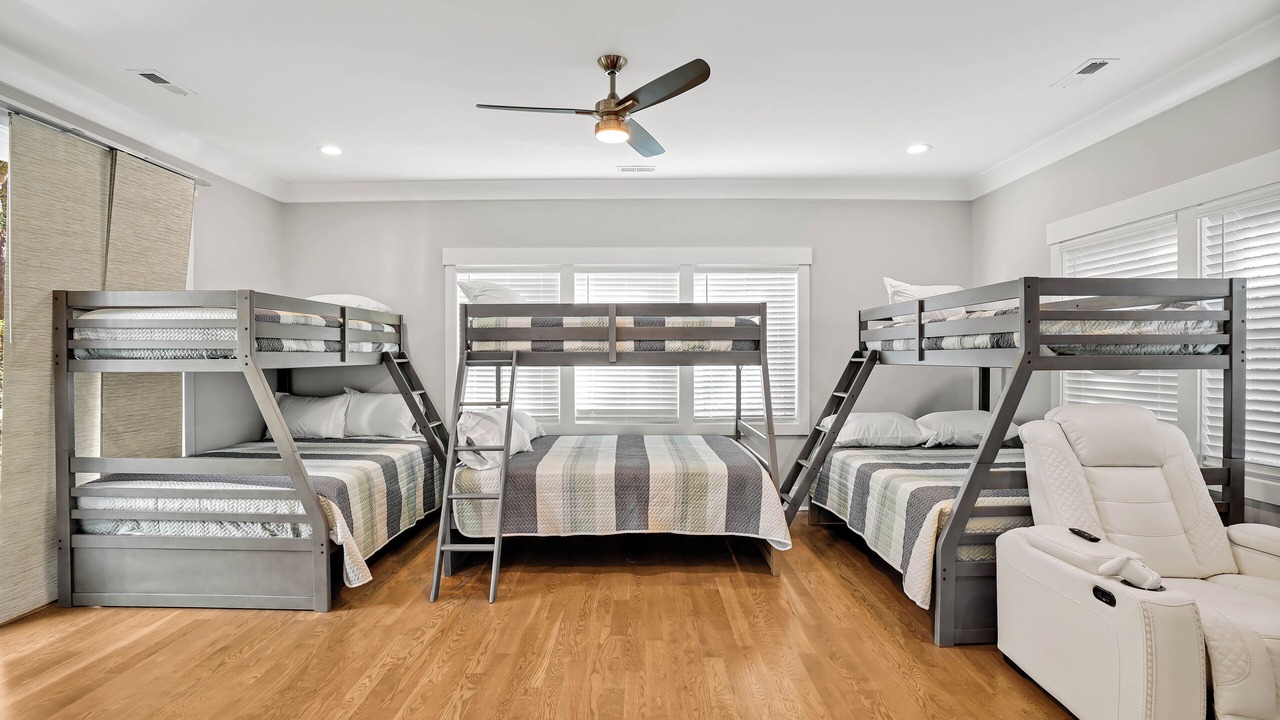 Photo of Bedroom in Tranquil Harbour