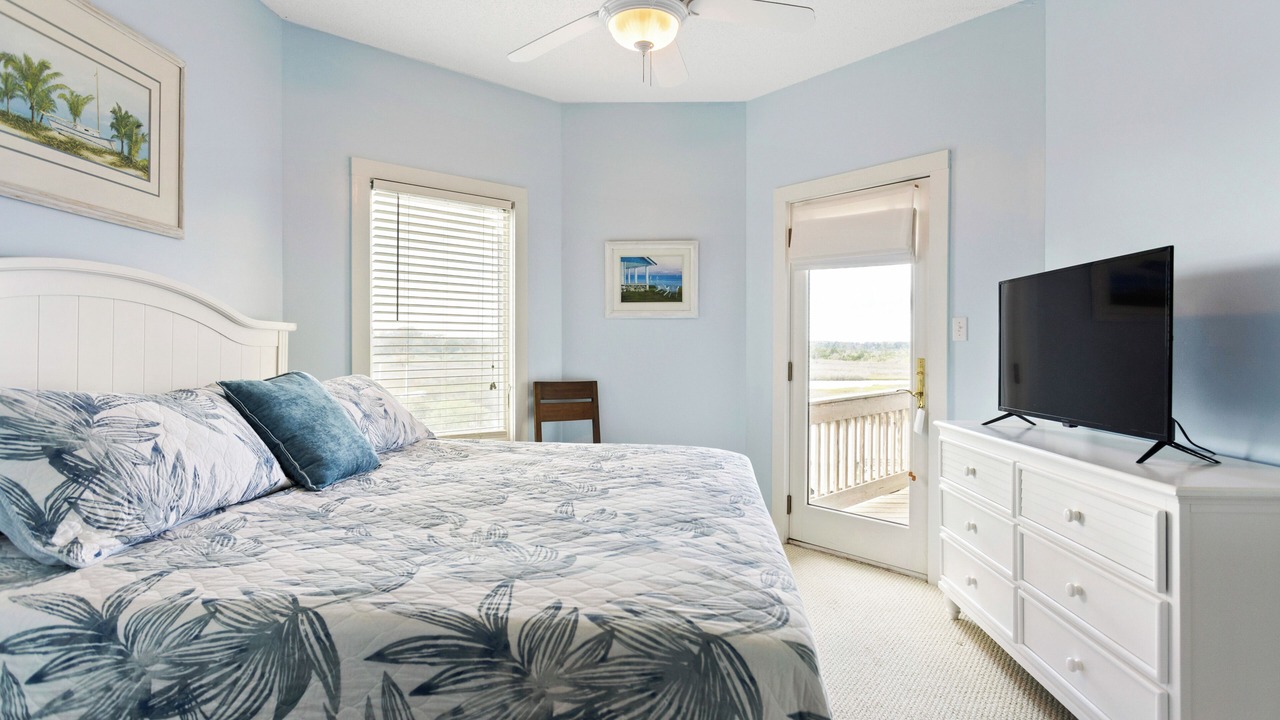 Photo of Bedroom in Ocean City Beach