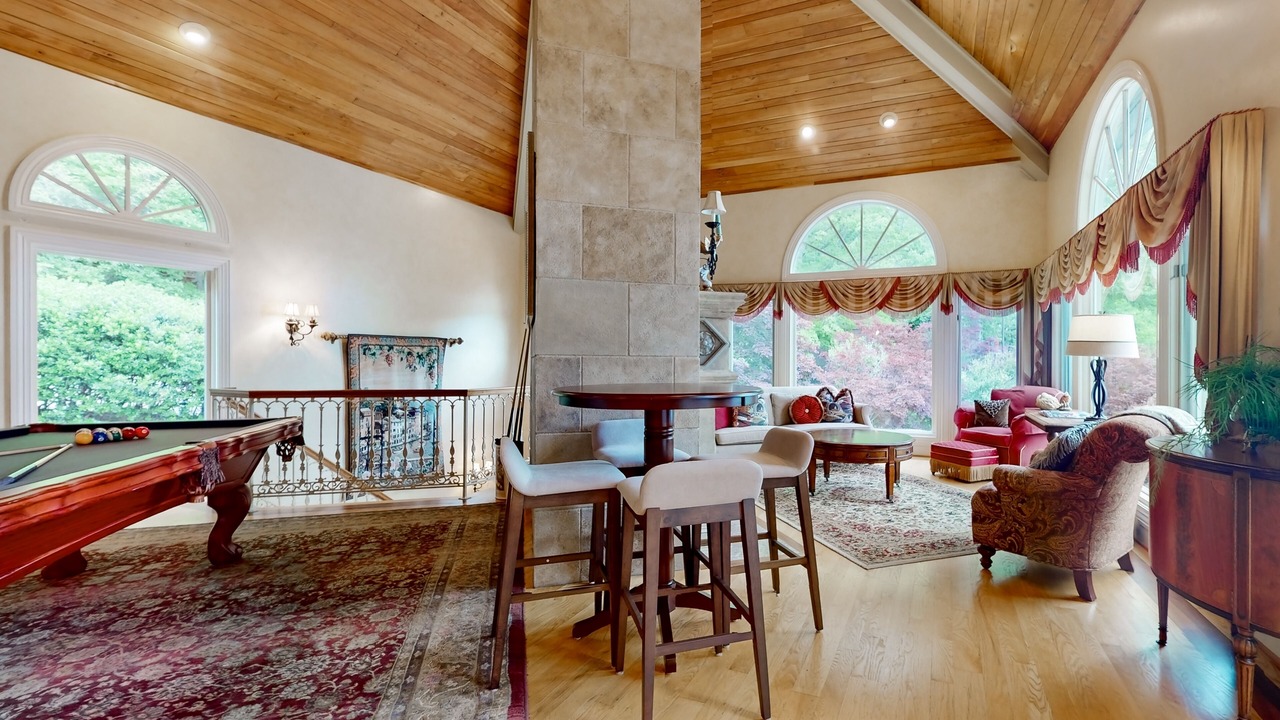 Photo of Bedroom in Lake Lure