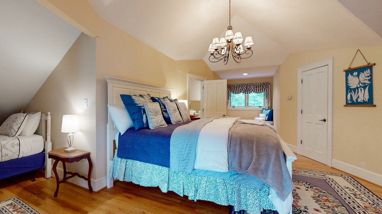 Photo of Bedroom in Lake Lure