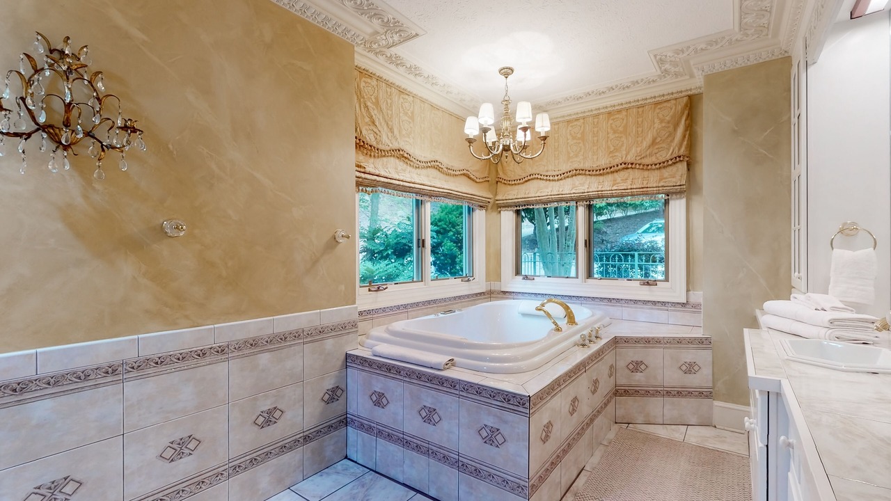 Photo of Bathroom in Lake Lure