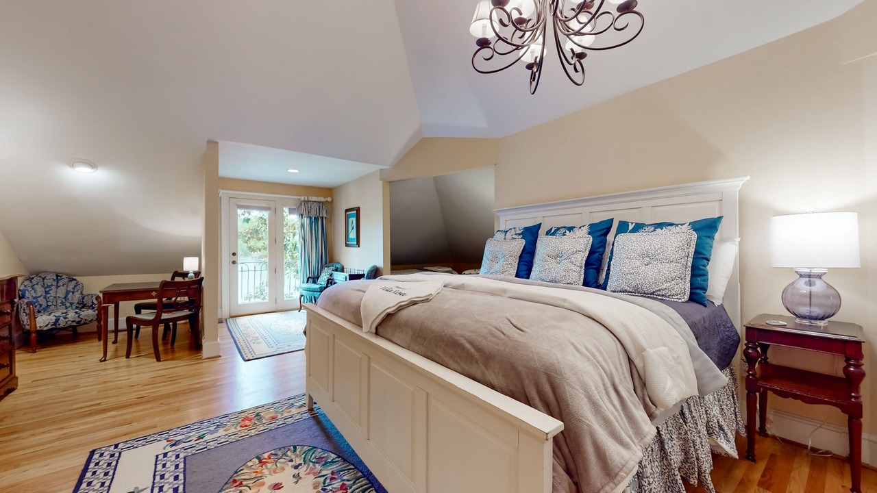 Photo of Bedroom in Lake Lure
