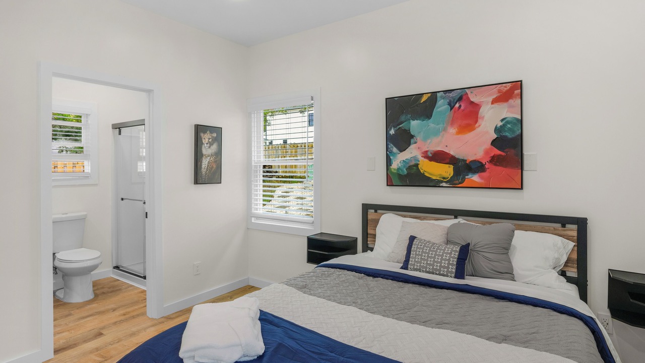 Photo of Bedroom in Plaza Midwood