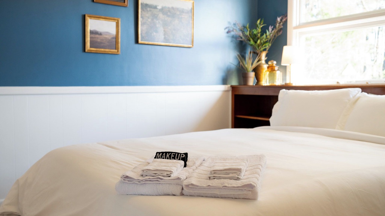 Photo of Bedroom in Downtown