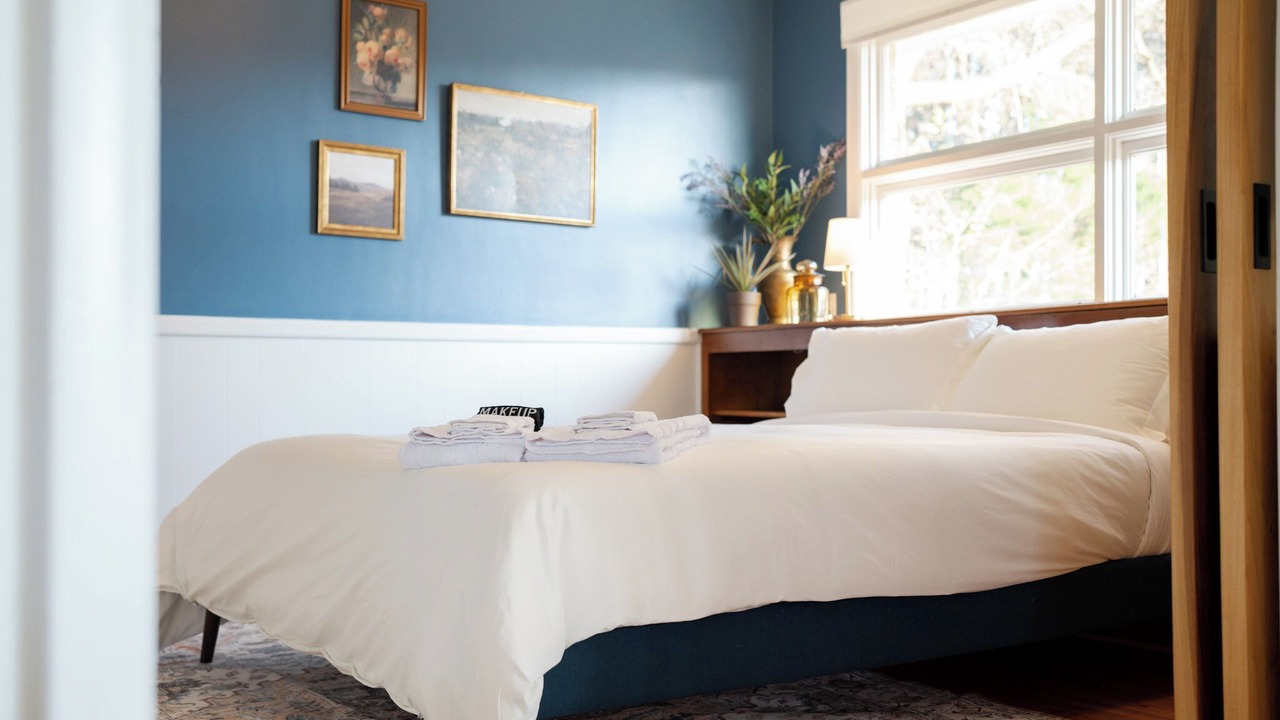 Photo of Bedroom in Downtown
