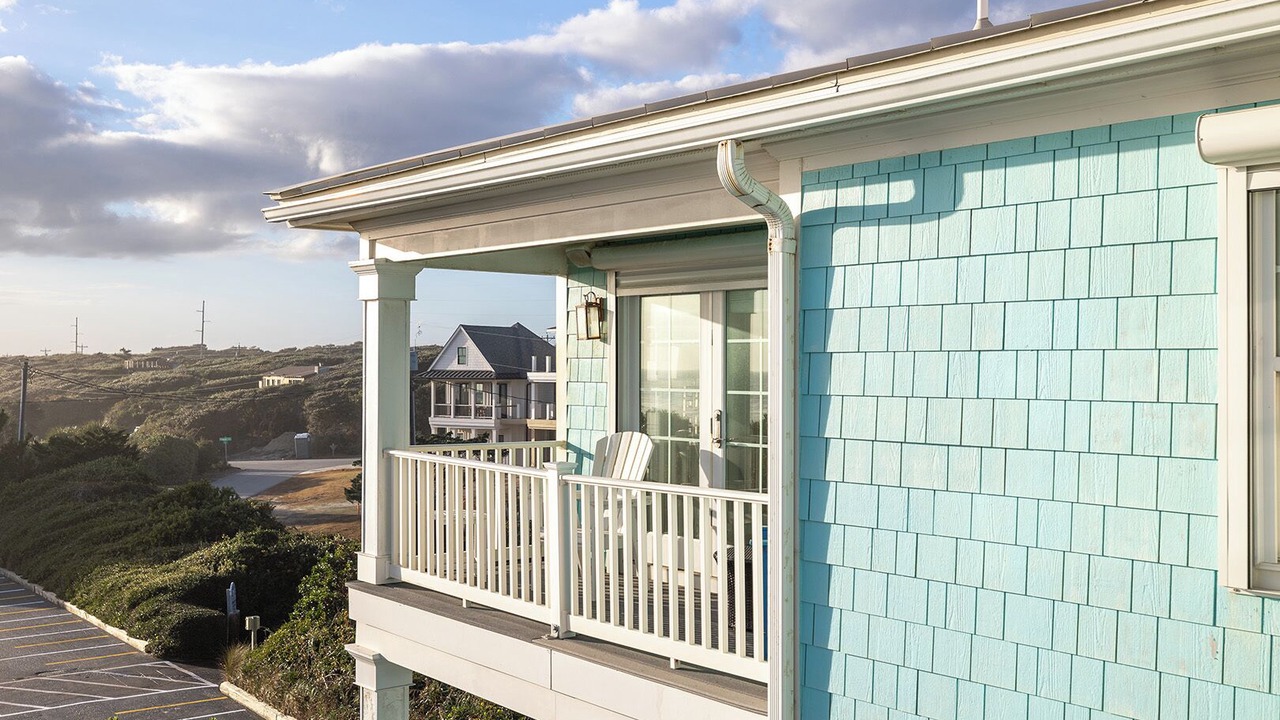 Photo of Patio Balcony in Pine Knoll Shores