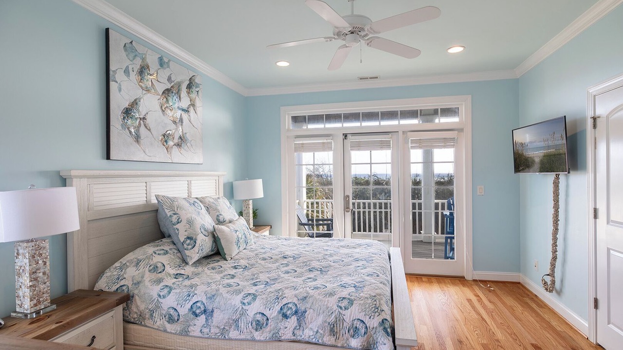 Photo of Others in Pine Knoll Shores