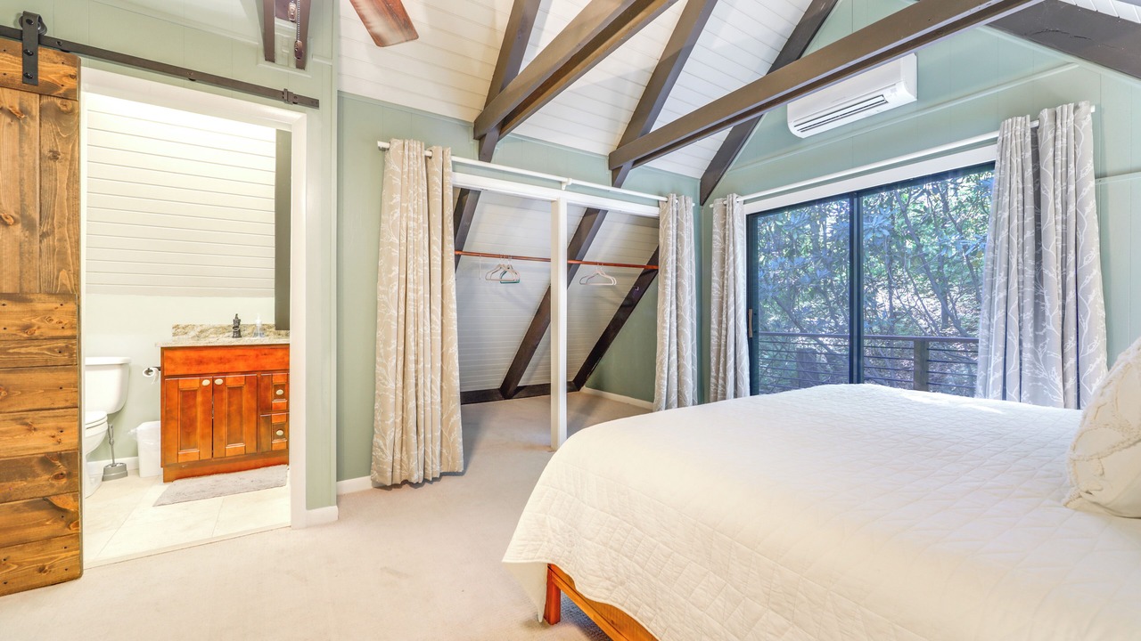 Photo of Bedroom in Brevard