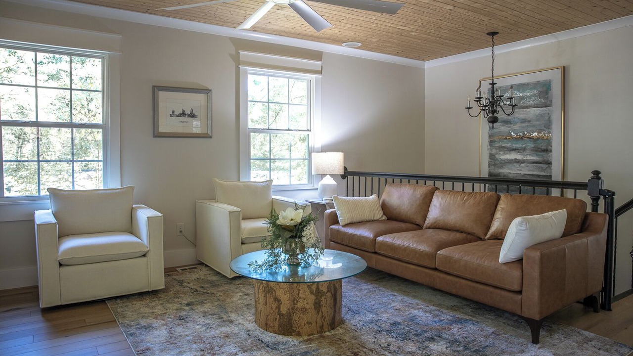 Photo of Livingroom in North Raleigh