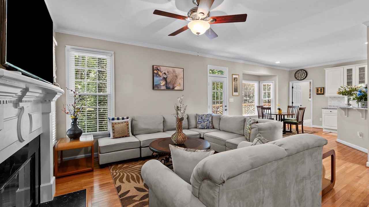 Photo of Livingroom in Cary