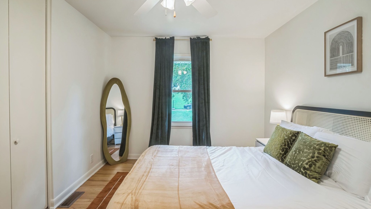 Photo of Bedroom in Northeast Raleigh