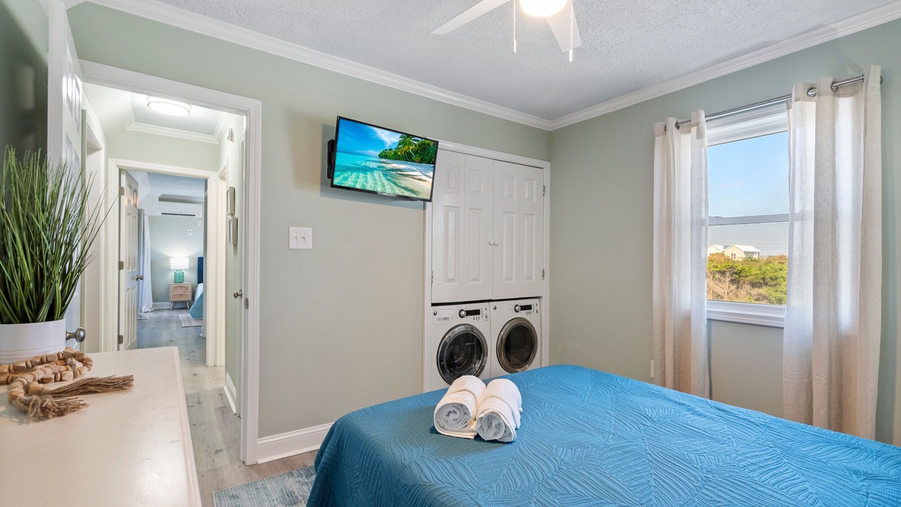 Photo of Bedroom in McCutcheon Field