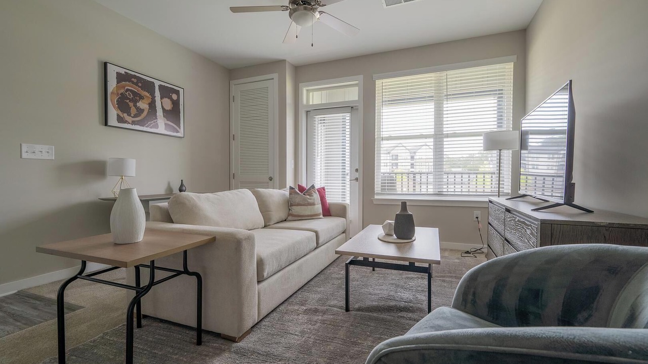Photo of Livingroom in Huntersville