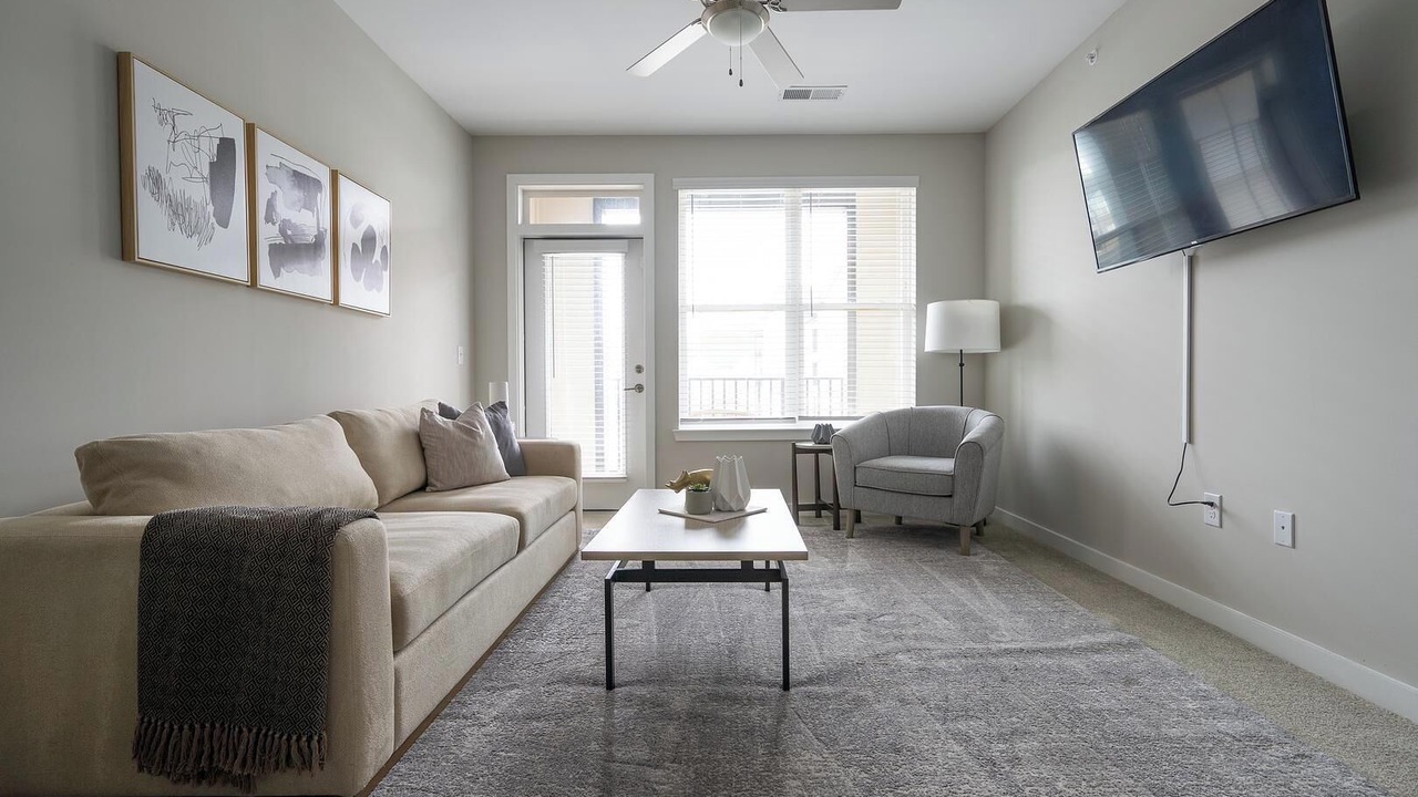 Photo of Livingroom in Huntersville
