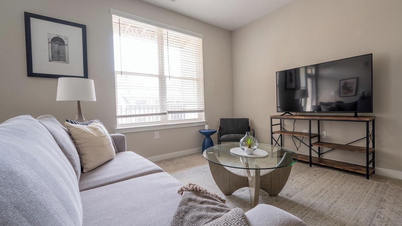Photo of Livingroom in Huntersville
