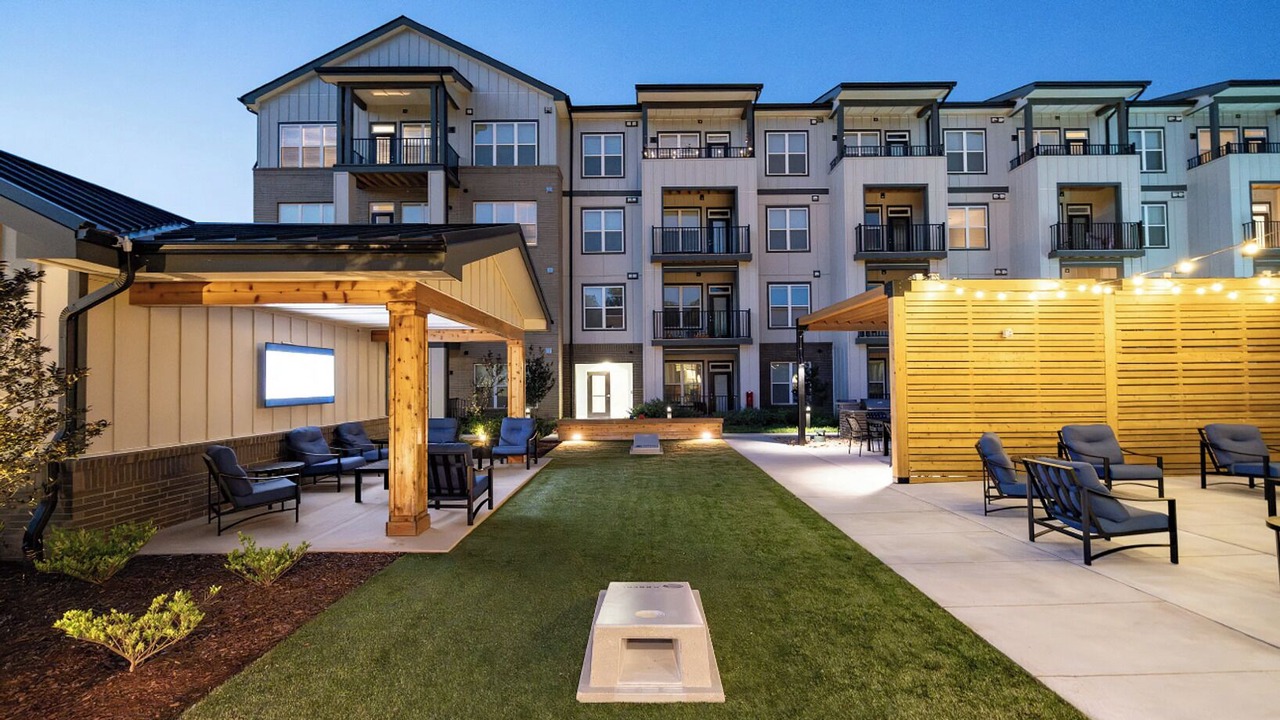 Photo of Outdoor in Huntersville