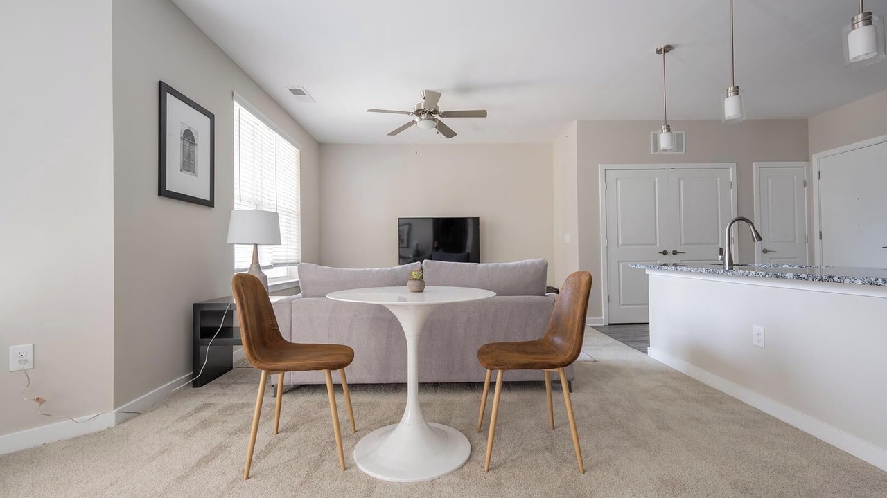 Photo of Livingroom in Huntersville