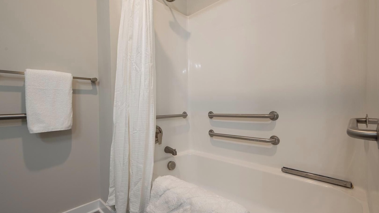 Photo of Bathroom in Huntersville